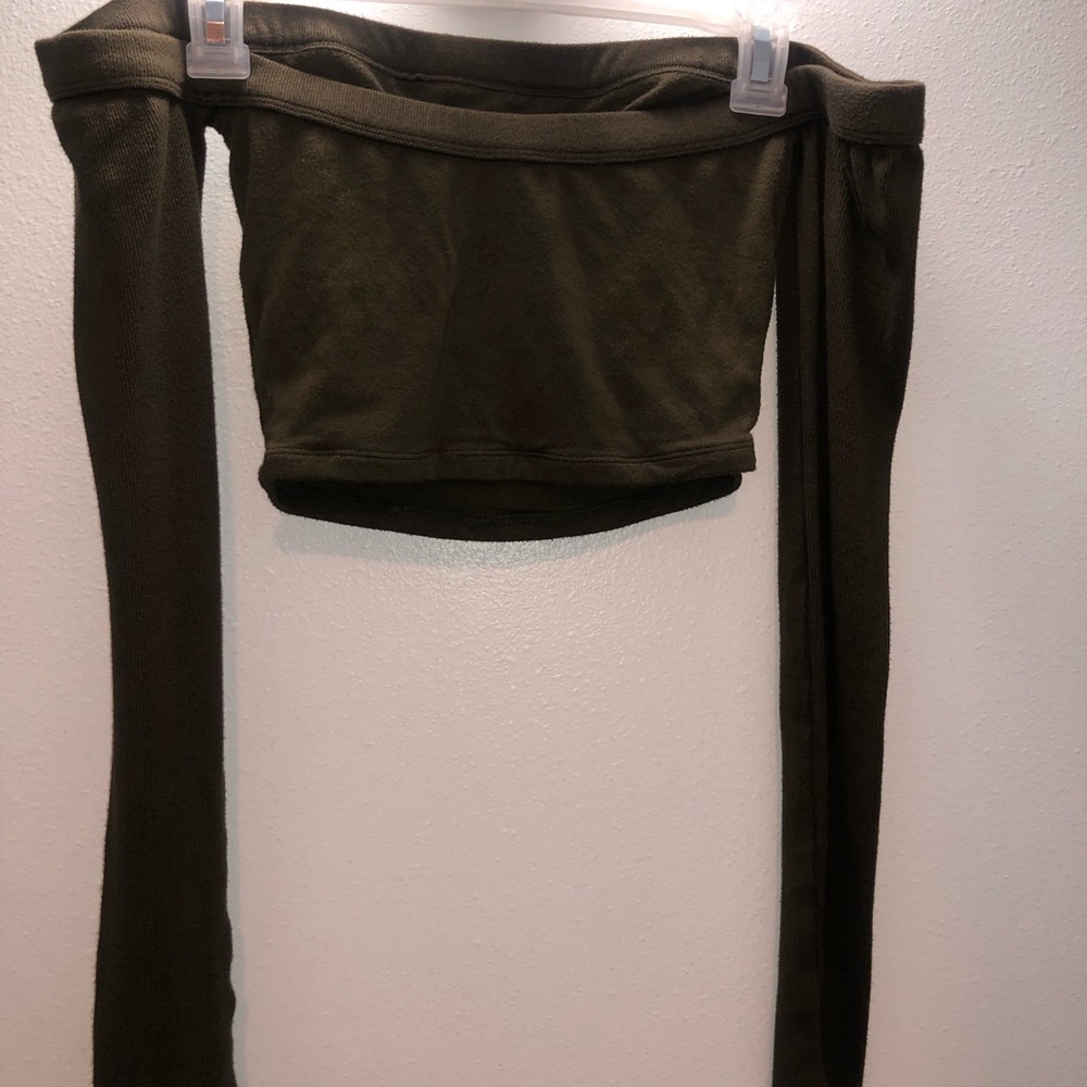 Off the shoulder long sleeve top